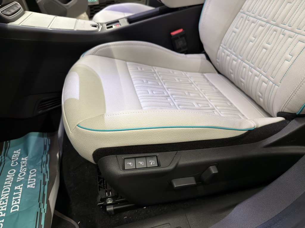FIAT 600 120O HYBRID 110 CV LA PRIMA